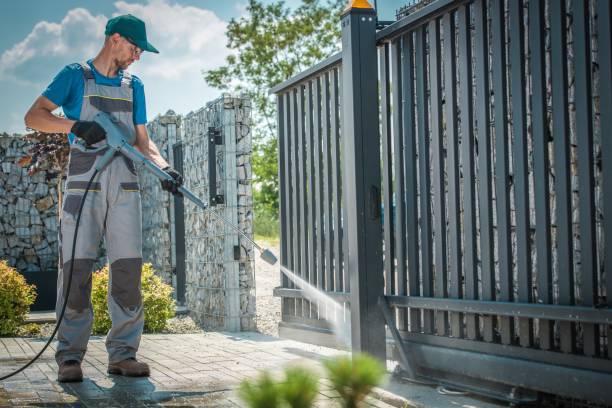 Best Animal Enclosure Cleaning  in Victorville, CA